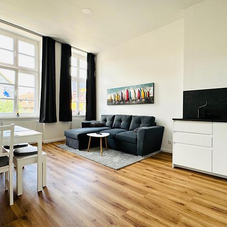 Moderne Ferienwohnung Inmitten Der Altstadt 什未林 外观 照片